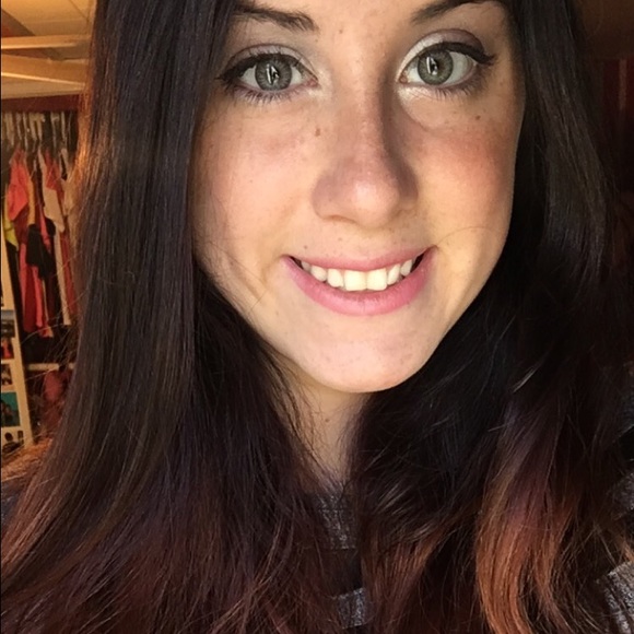 Logan Vannucci - Poshmark Profile Picture of Logan Vannucci (@logan_55) on Poshmark