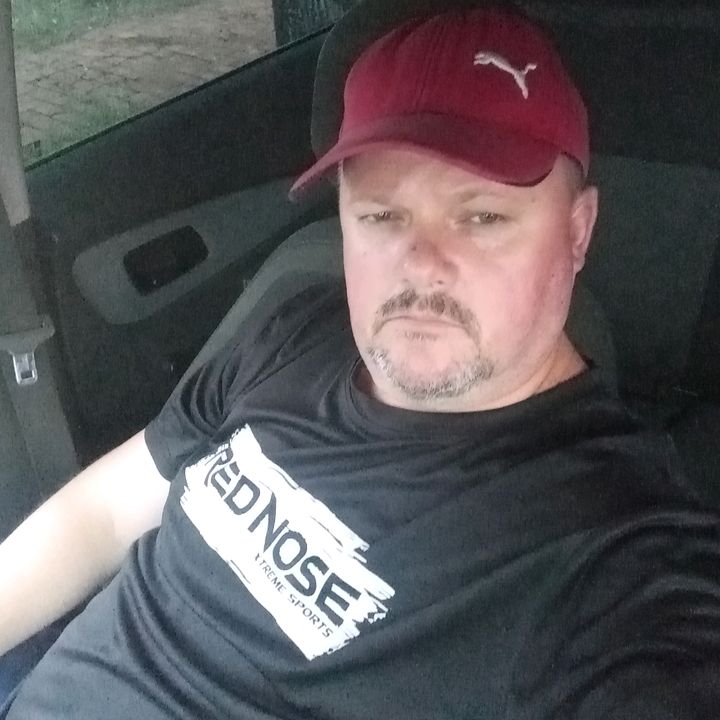 Profile Picture of Clesio (@clesiomarkowski) on Tiktok