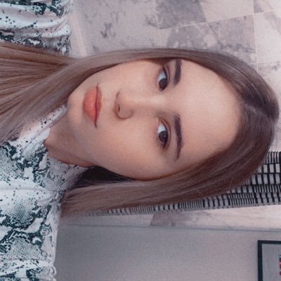 Profile Picture of Shelbyrosaxo (@shelbykeller11) on Twitter