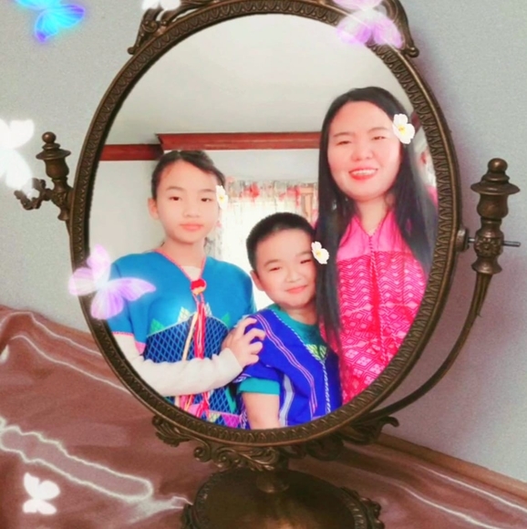 Marmay Marmay - Poshmark Profile Picture of Marmay Marmay (@marmay2424) on Poshmark