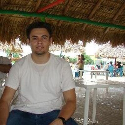 Profile Picture of Robert Cordova (@CLopezcr) on Twitter