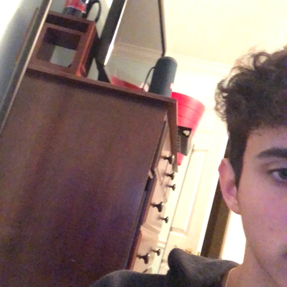 Profile Picture of Jacob Adler (@727jacob) on Poshmark