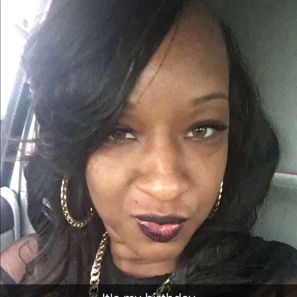 Profile Picture of Nykisha Young (@nykisha06) on Poshmark