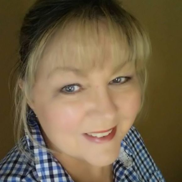 Profile Picture of Beverly Fergusson (@fbferg1) on Poshmark