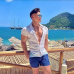 Profile Picture of Adam Schlosberg (@adam.schlosberg) on Facebook