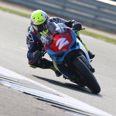 Profile Picture of Josh Day (@JoshDayo) on Twitter