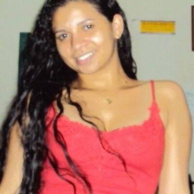 Profile Picture of Paula Albuquerque (@paula_garces) on Twitter