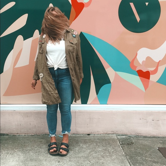 Profile Picture of Heather Sengelmann (@hsengelmann) on Poshmark