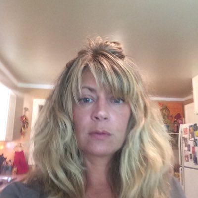 Profile Picture of Jennifer Cramer (@jenncramazing) on Twitter