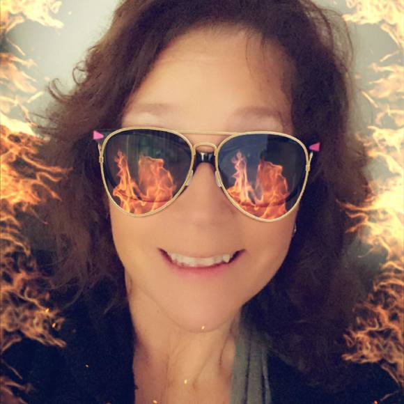 Profile Picture of Tina Spiker (@tn_spiker) on Poshmark