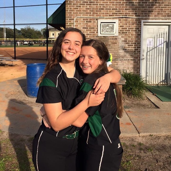 Profile Picture of Makayla Zilonka (@makaylazilonka) on Poshmark