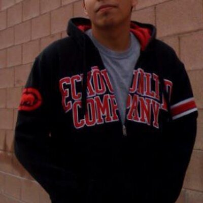 Profile Picture of Kevin Robledo (@Robledo92) on Twitter