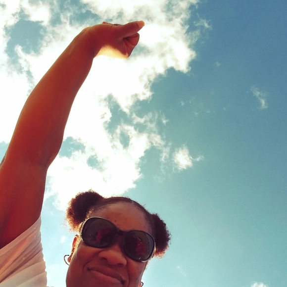 Profile Picture of Shekisha Moorenelson (@shekisha) on Poshmark
