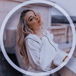 Profile Picture of 𝐀𝐧𝐧𝐚 𝐂𝐫𝐨𝐰𝐞𝐥𝐥. (@anna._.crowell) on Instagram