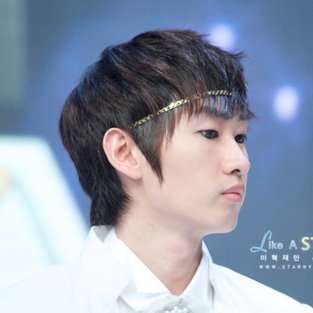 Profile Picture of Sun HaeHyuk (@IvanHolyDevil04) on Twitter