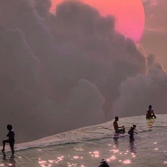 Profile Picture of Genevieve Bielli (@genalice1234) on Poshmark