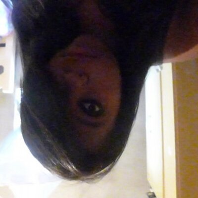 Profile Picture of Márcia Santos Leeon Twitter