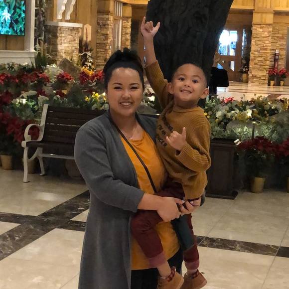 Profile Picture of Cecilie jill Lumaban (@cjlumaban13) on Poshmark