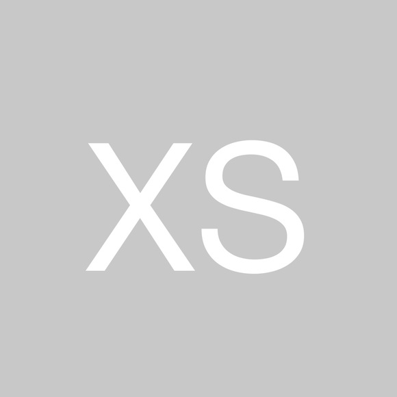 Profile Picture of Xiaohui Shen (@shellyshen) on Poshmark