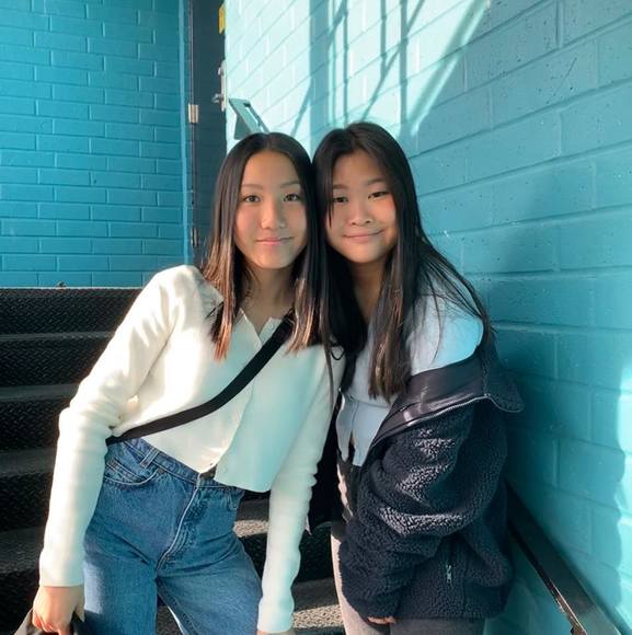 Profile Picture of Katherine Wu (@katheriiinee) on Poshmark