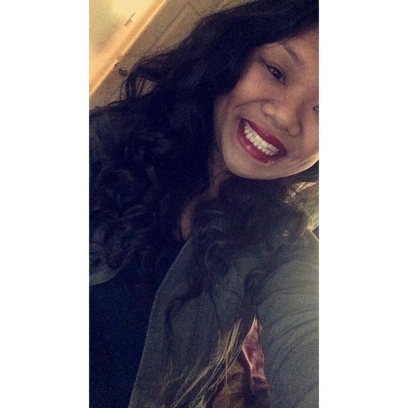 Stacy Wong - Poshmark Profile Picture of Stacy Wong (@stacywong) on Poshmark