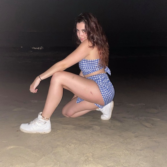 Profile Picture of Hannah Engelbrecht (@hannmengel8789) on Poshmark