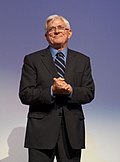 Profile Picture of Phil Donahue - Wikipedia, the free encyclopediaon Wikipedia