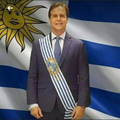 Profile Picture of Ana Carolina Oldan (@ojitosazules39) on Twitter