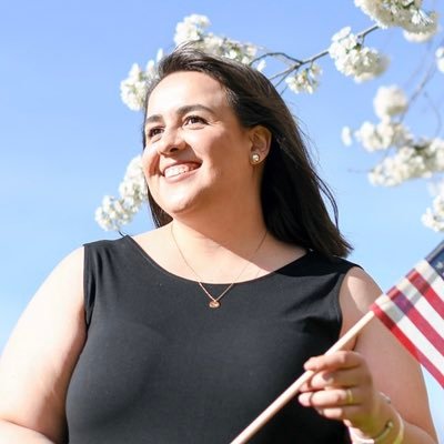 Profile Picture of Michelle Villegas (@MichelinaBelle) on Twitter
