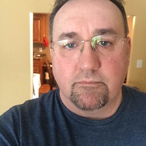 Profile Picture of Chris Rogers (@chrisrogers_309) on Poshmark