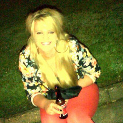 Profile Picture of Jodie Downing (@jodiedowning) on Twitter