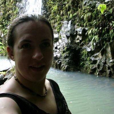 Profile Picture of Shelly Ayers (@shellmeshell) on Twitter