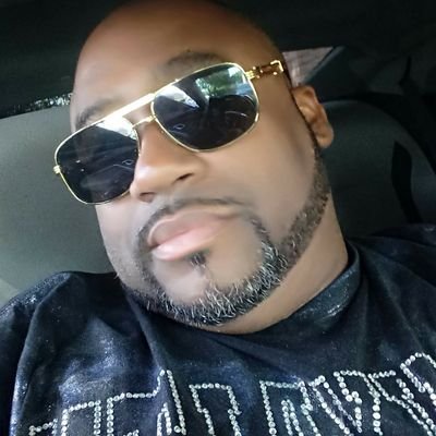 Profile Picture of James Comeaux (@jamcom6842) on Twitter