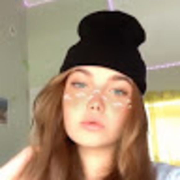 Profile Picture of Sonya Barbashov (@mrdizrood) on Poshmark