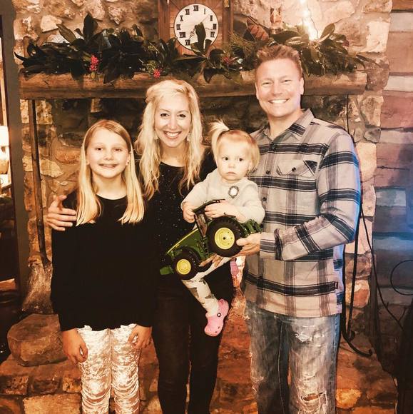 Profile Picture of Amy Slagle (@amyslagle) on Poshmark