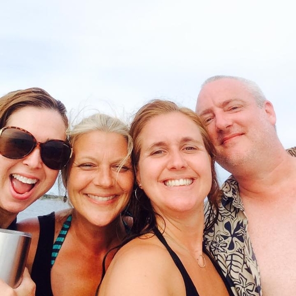 Profile Picture of Kristen Fulkerson (@kristenfulkerso) on Poshmark