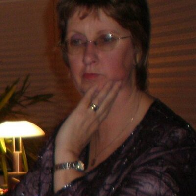 Profile Picture of Hazel Randall (@RandallHazel) on Twitter