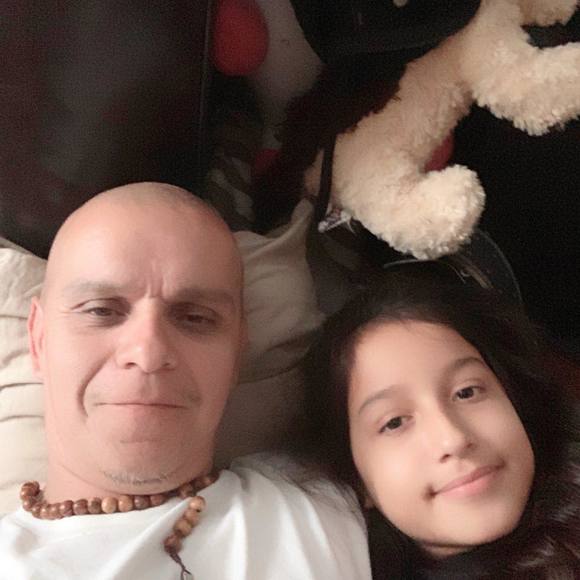 Profile Picture of Humberto Flores (@roommush) on Poshmark