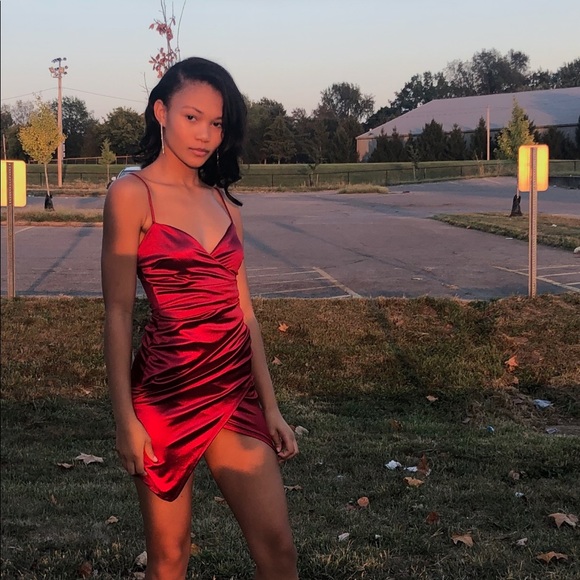 Profile Picture of Arrin Livers (@arrinvictoria) on Poshmark