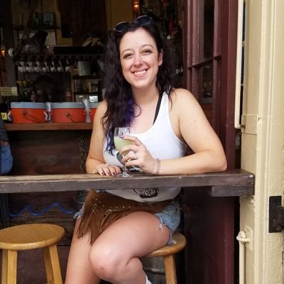 Profile Picture of Amy Coyle (@the_dancingYAM) on Twitter