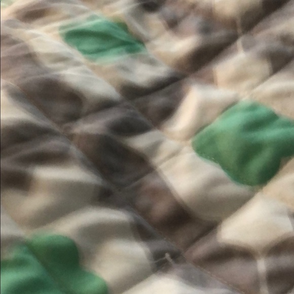 Profile Picture of Zachary Alger (@ztalger4200) on Poshmark