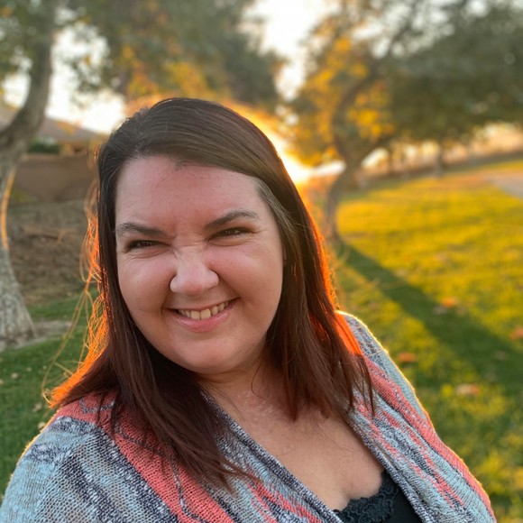 Profile Picture of Kelli Boerio (@dsnyfan627) on Poshmark