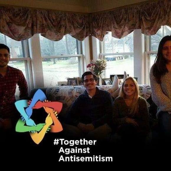 Profile Picture of Jeanne Woelfel (@sonali1) on Poshmark