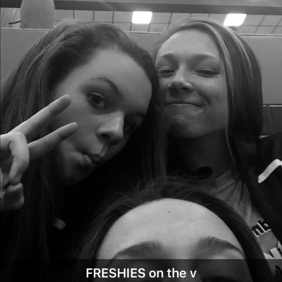 Profile Picture of Madelyn Hankins (@madshank10) on Poshmark