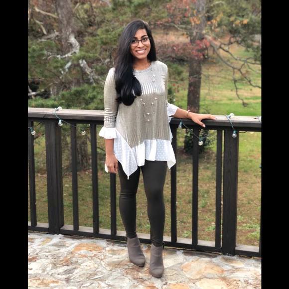 Profile Picture of Petel Paul-velez (@petelpaul) on Poshmark