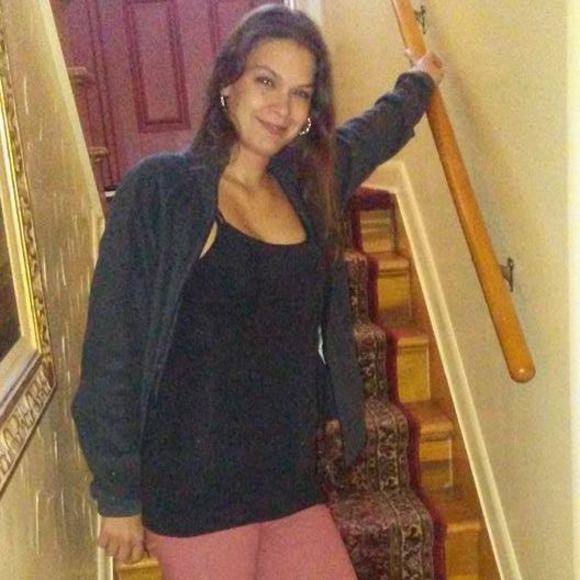 Profile Picture of Shauna Reker (@shaunareker01) on Poshmark