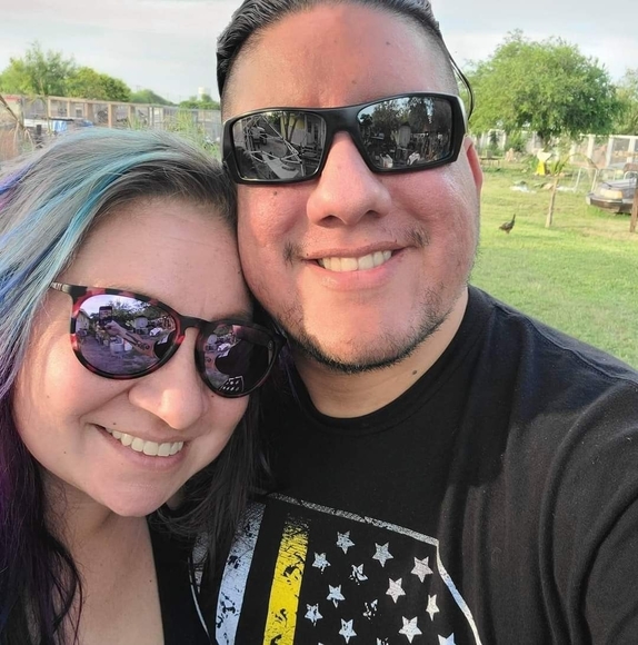 Profile Picture of Joe Carrizales (@joeycarr1992) on Poshmark