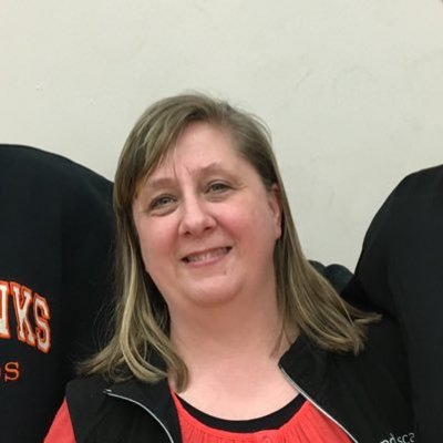 Profile Picture of Dawn Barrett (@dbear70) on Twitter