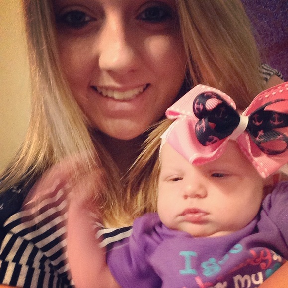 Profile Picture of Casey Crabtree (@baileysmom9617) on Poshmark