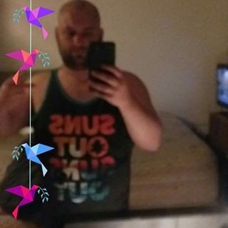 Profile Picture of Aaron Hendricks (@aaronwayne44) on Facebook